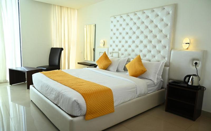 Hotel V Pride Comfort Visakhapatnam Exterior foto